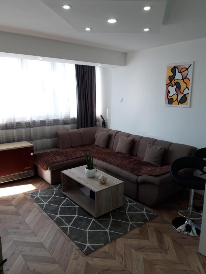 Apartment Stan Na Dan Simikic Bijeljina