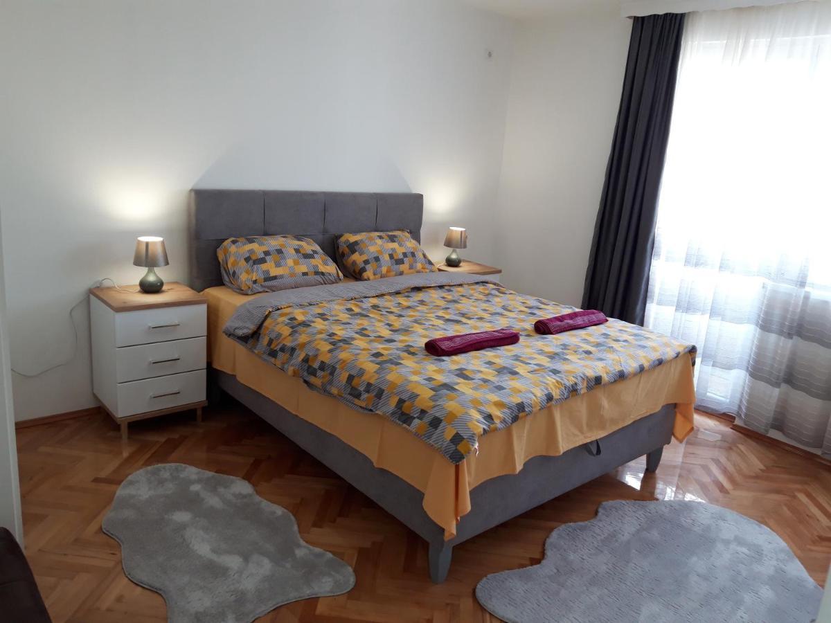 Apartment Stan Na Dan Simikic Bijeljina